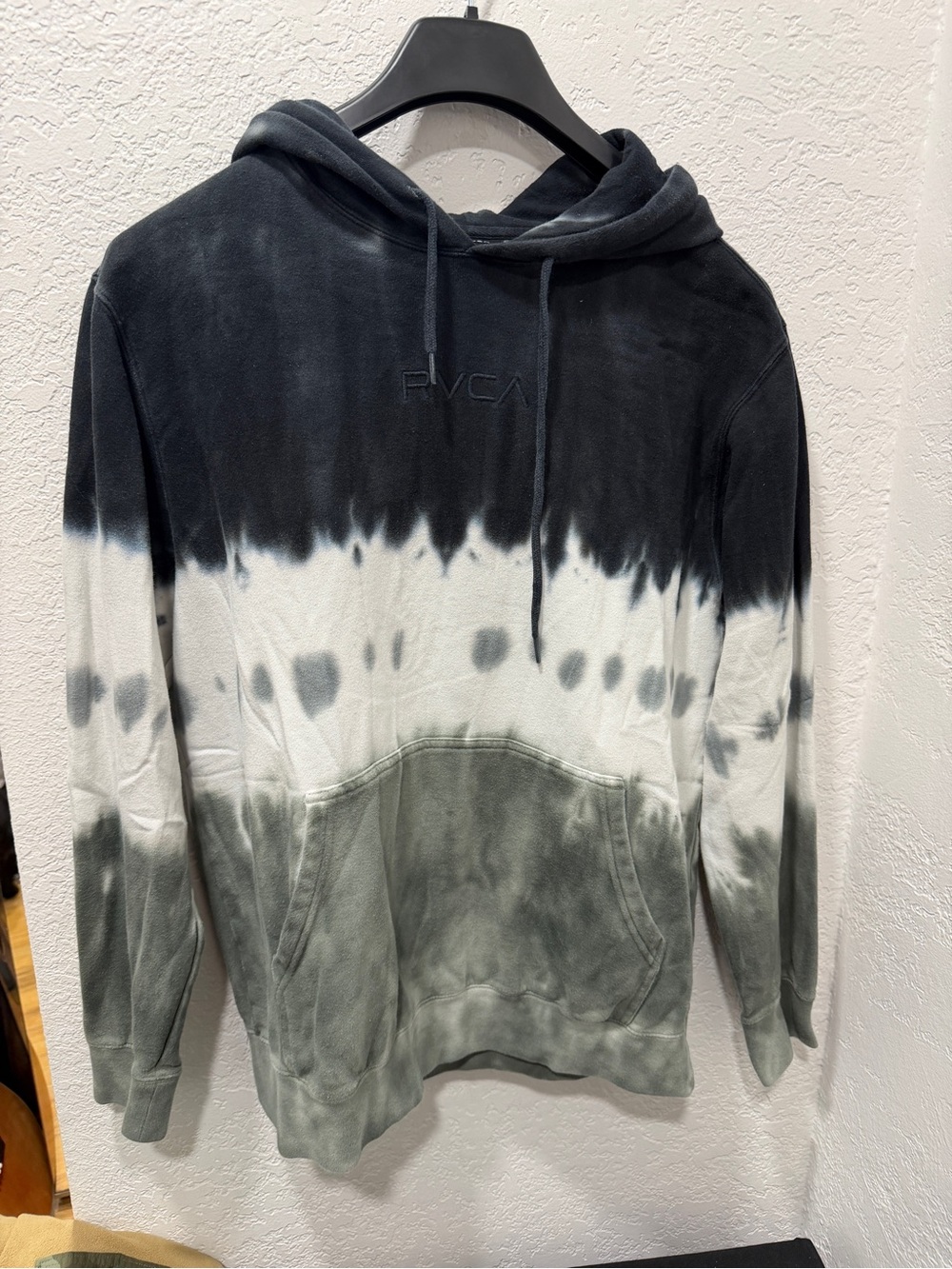 RVCA Black White Green Gradient Tie-Dye Pullover Hoodie